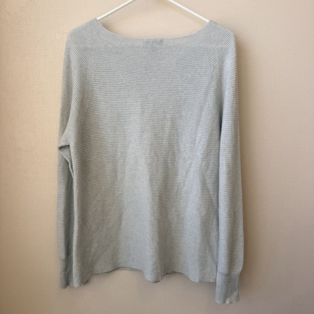 Eileen Fisher Made In Italy Sweater M Light Gray Knit Wool/Cashmere Feel EUC - Picture 3 of 10